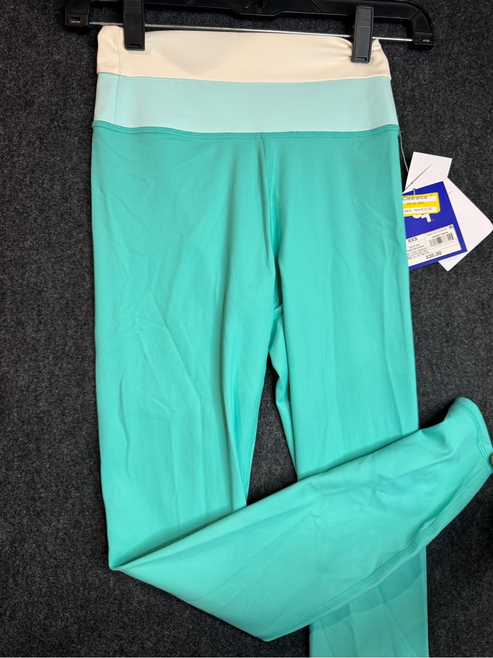 NWT women’s JoyLab Mint and Cream High-Rise' Leggings